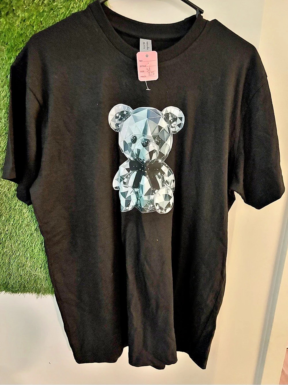 Graphic Short Sleeve Tee Size Medium NWT